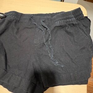Women’s Black Linen Casual Shorts